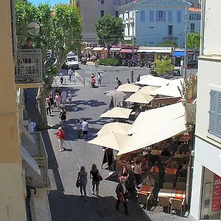 Modern Antibes